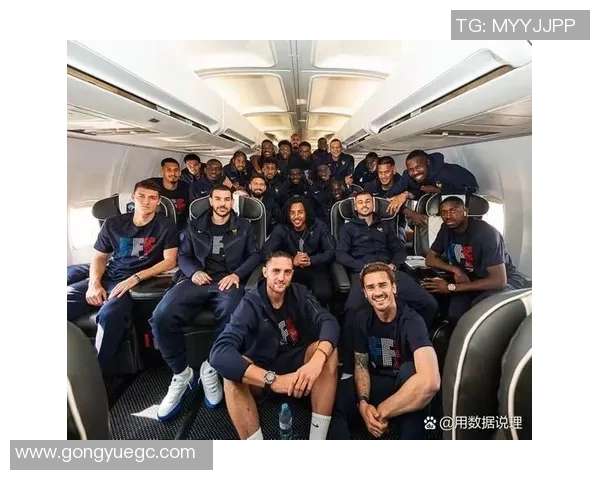 各大足球队球星名单盘点 力压群雄的顶级球员一览 各大足球队球星名单盘点 力压群雄的顶级球员一览